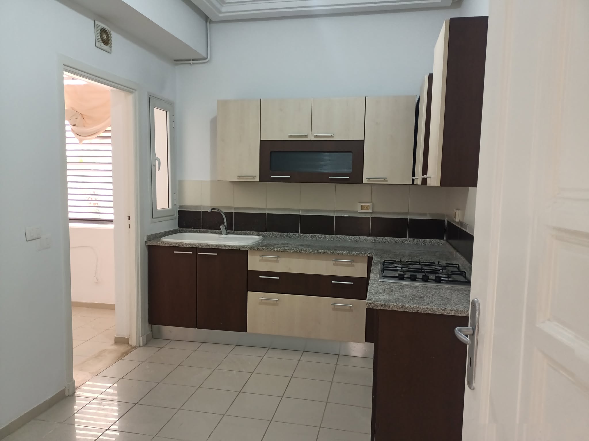 Cite El Khadra Zone urbaine nord Vente Appart. 3 pices Opportunit exceptionnelle au centre urbain nord