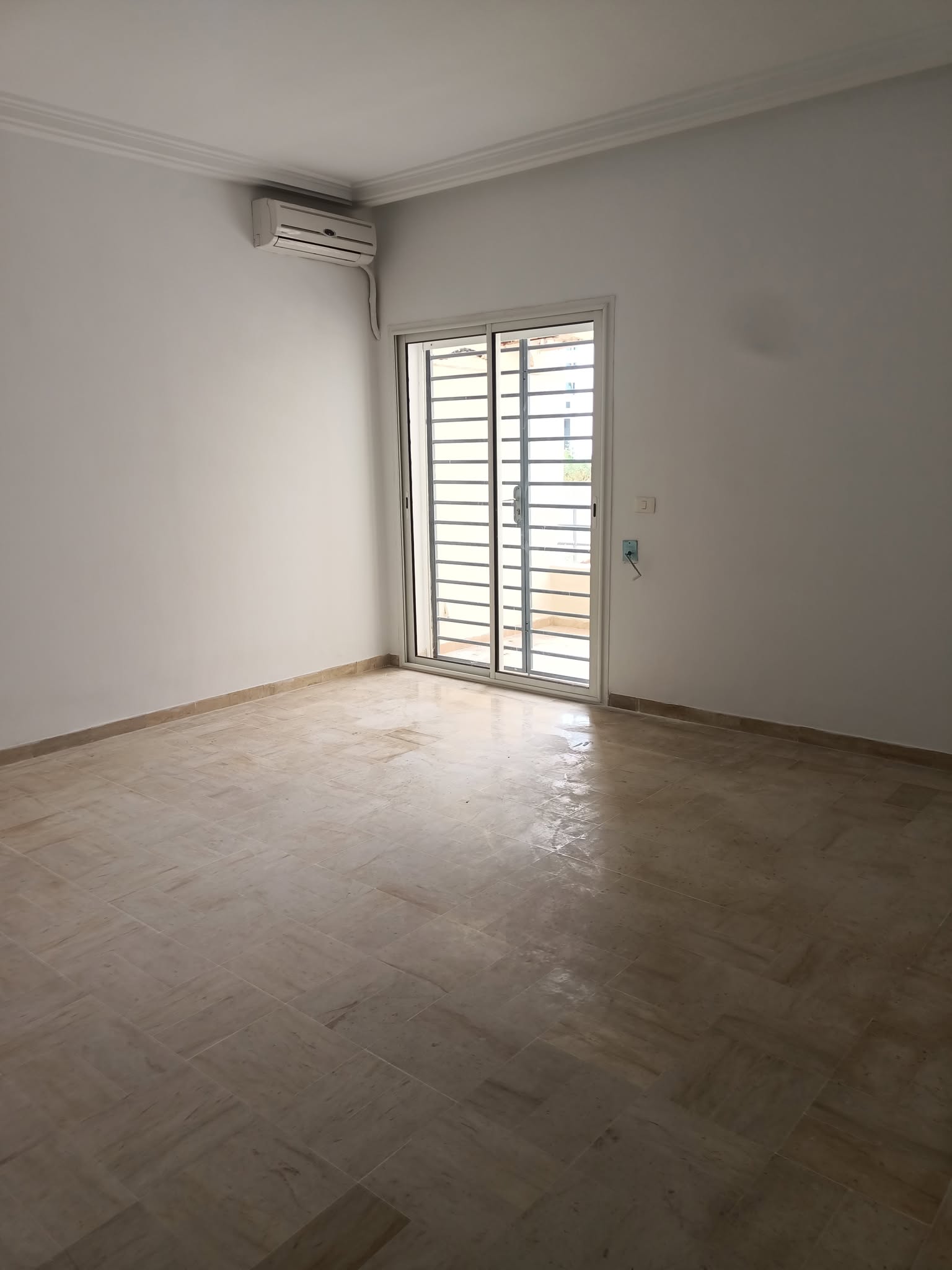 Cite El Khadra Zone urbaine nord Vente Appart. 3 pices Opportunit exceptionnelle au centre urbain nord