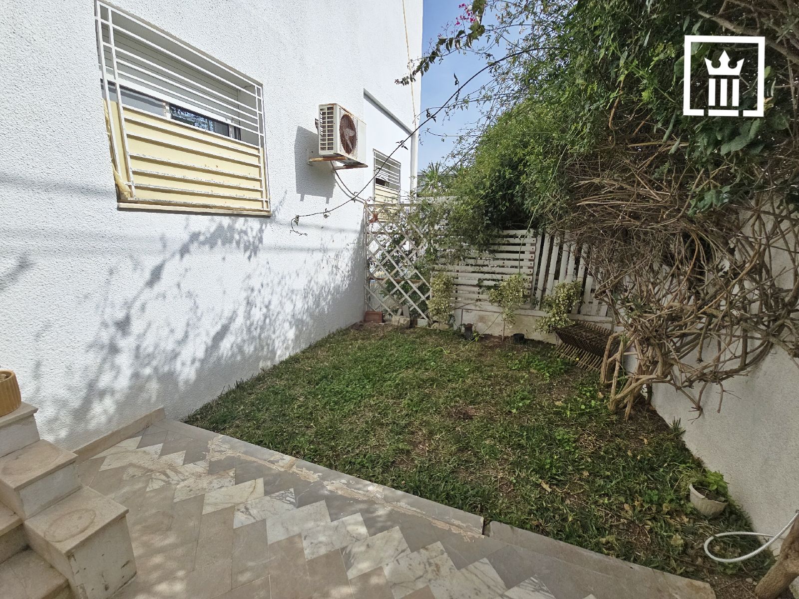 La Marsa Marsa Ennassim Location Appart. 3 pices Etage de villa a marsa les pins