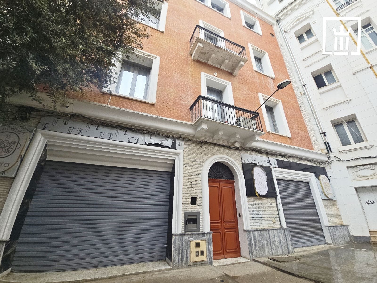Bab Bhar Bab Bhar Location Surfaces Batiment au centre ville
