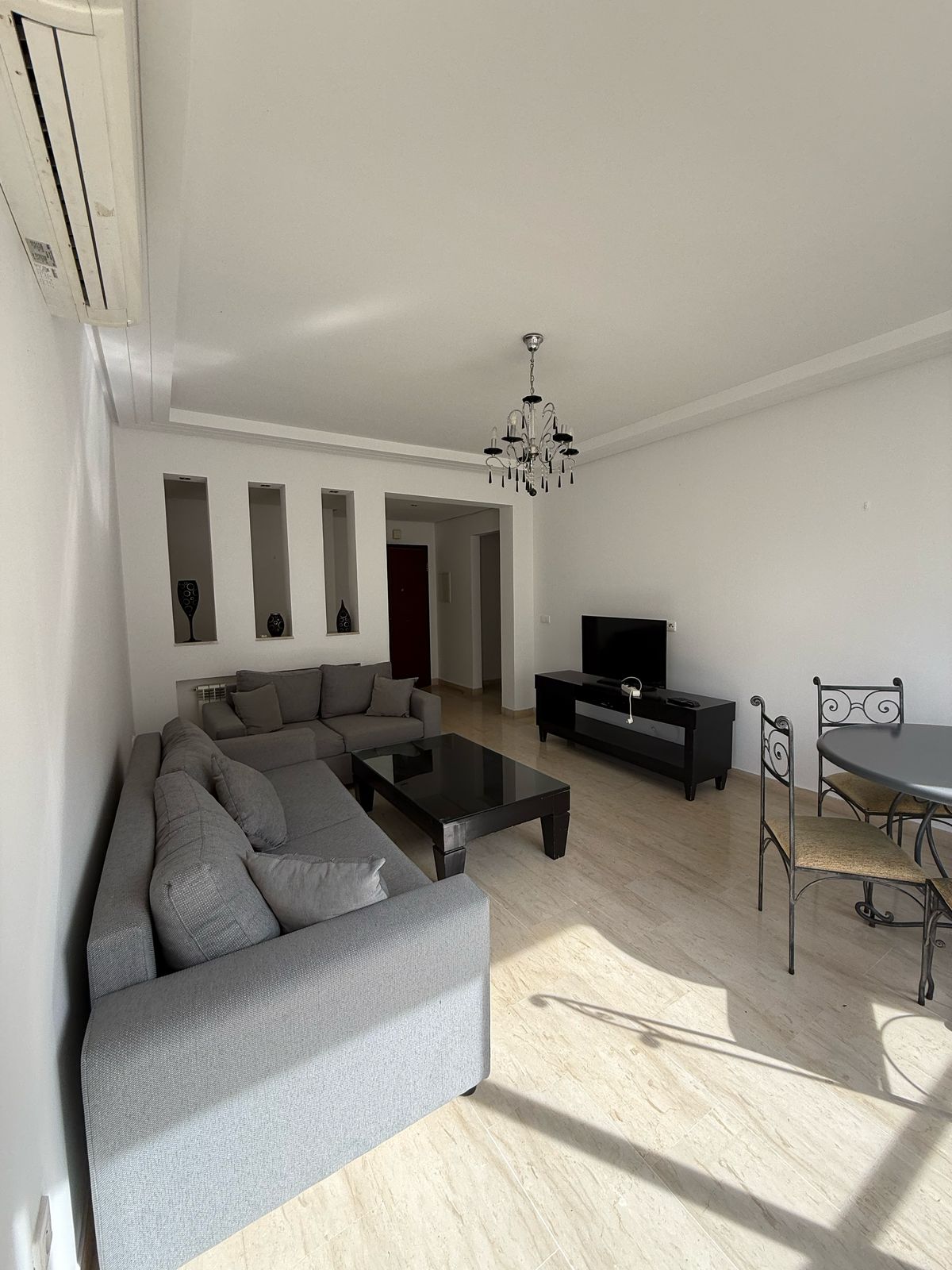 La Marsa Cite Mongi Slim Location Appart. 2 pices Appartement meuble  la marsa