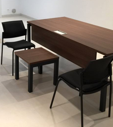 El Kram Le Kram Meubles de bureau Bureaux - Tables Bureau avec table basse et 2 chaises trs bon tat