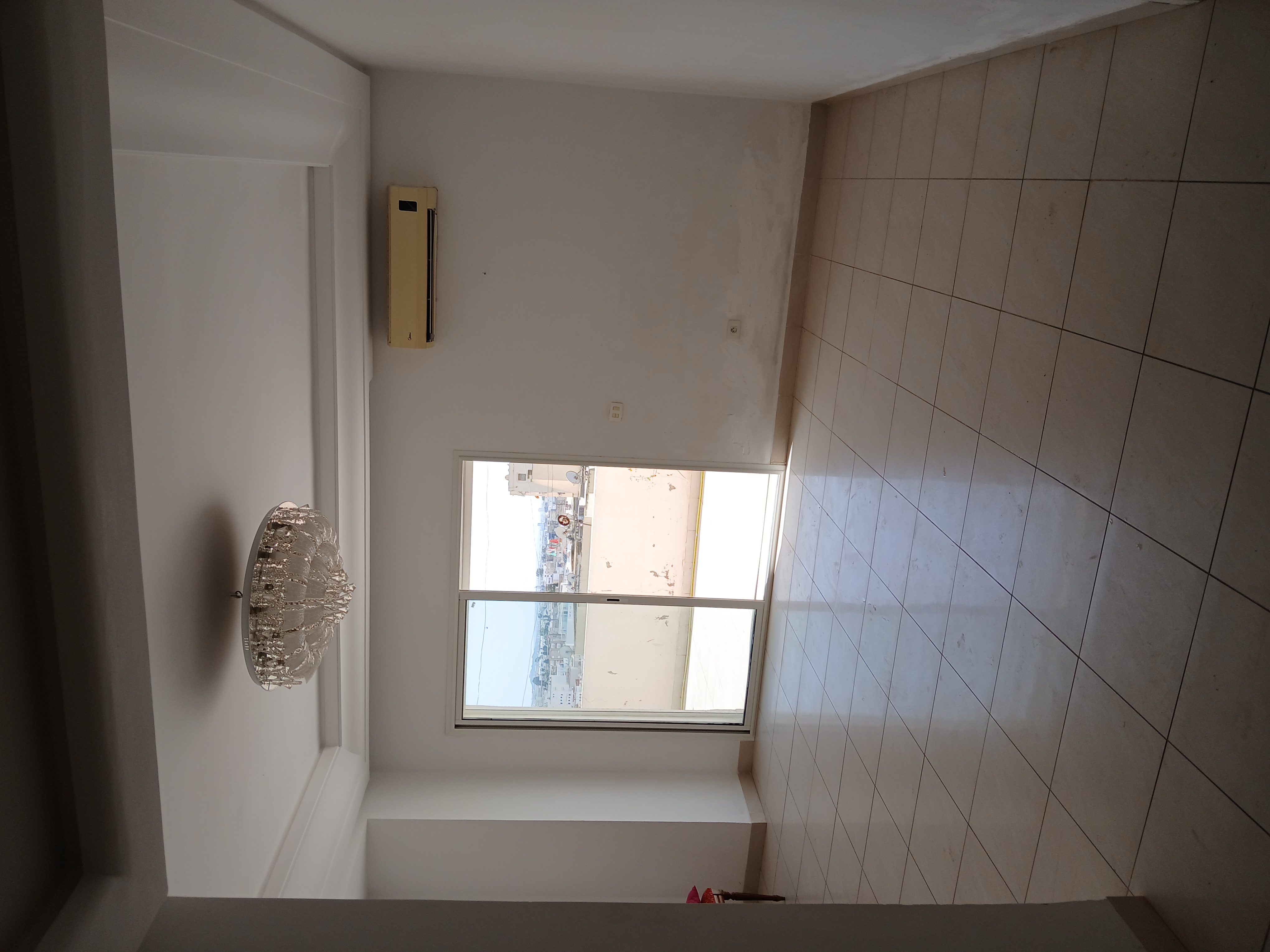 Ain Zaghouan Ain Zaghouan Location Appart. 3 pices S2  laouina emplacement idal