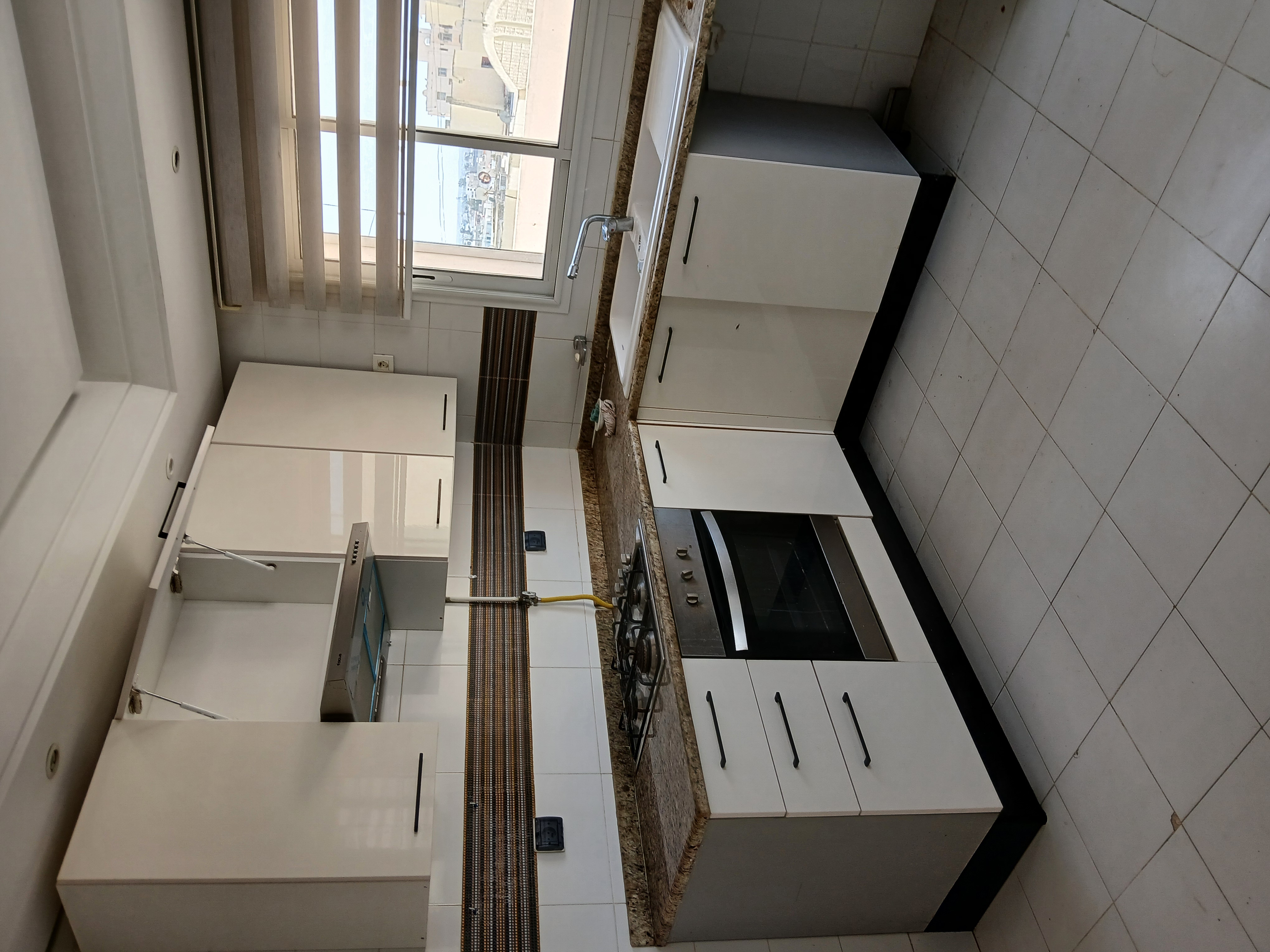 Ain Zaghouan Ain Zaghouan Location Appart. 3 pices S2  laouina emplacement idal