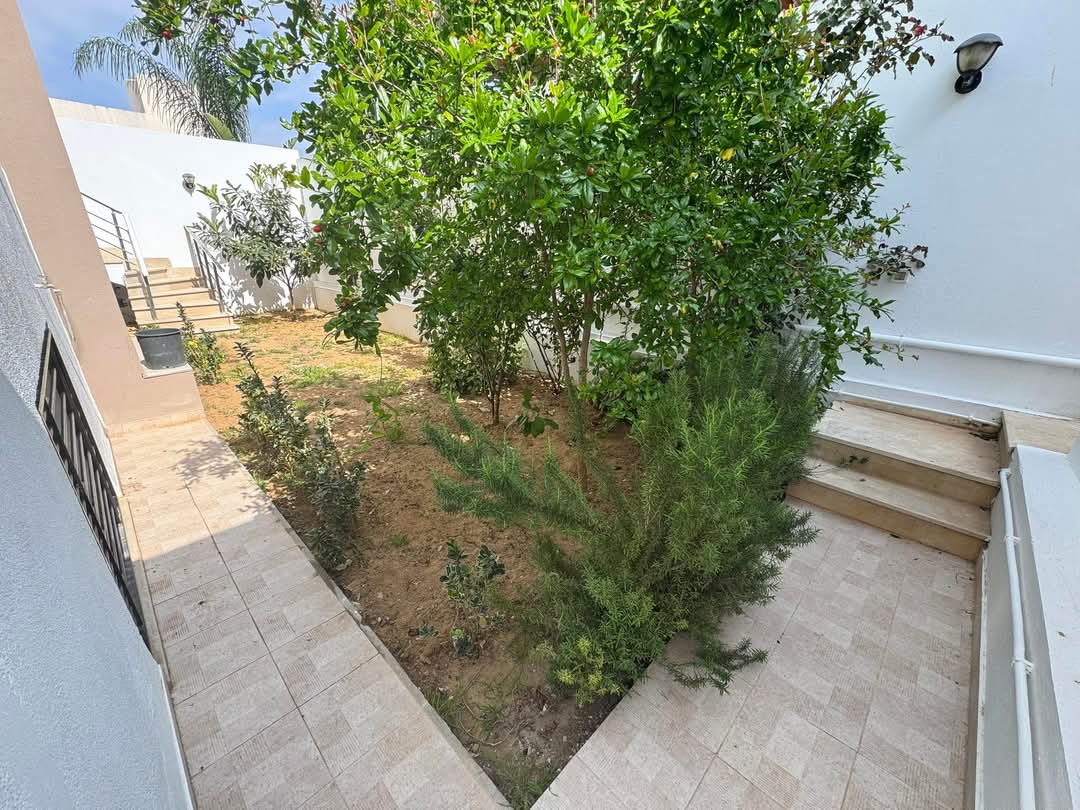 Ariana Ville Riadh Landlous Vente Duplex Duplex 730 md  riadh el andalous