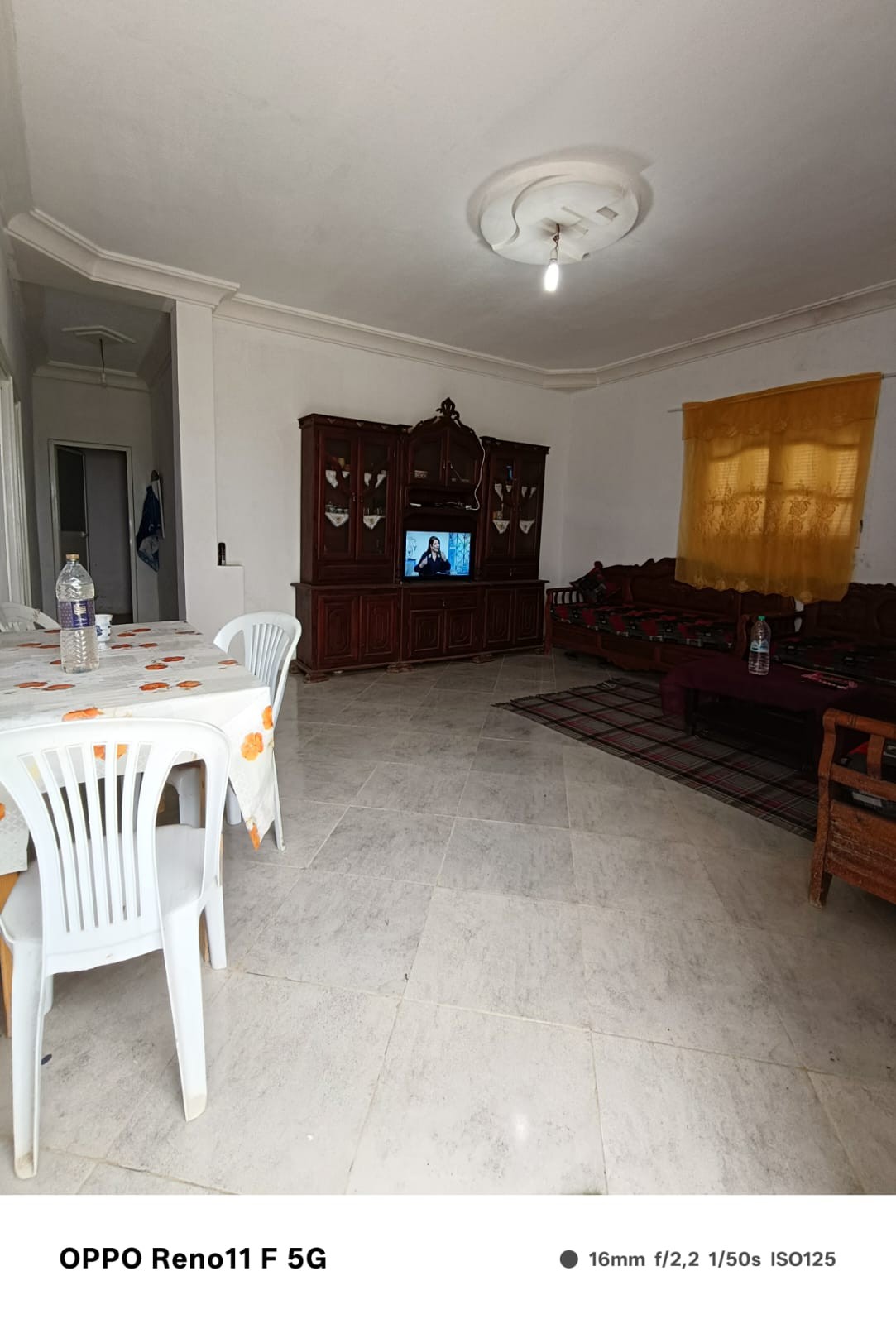 El Haouaria Cite Touristique Vente Appart. 2 pices Une maison indpendante prs de la plage