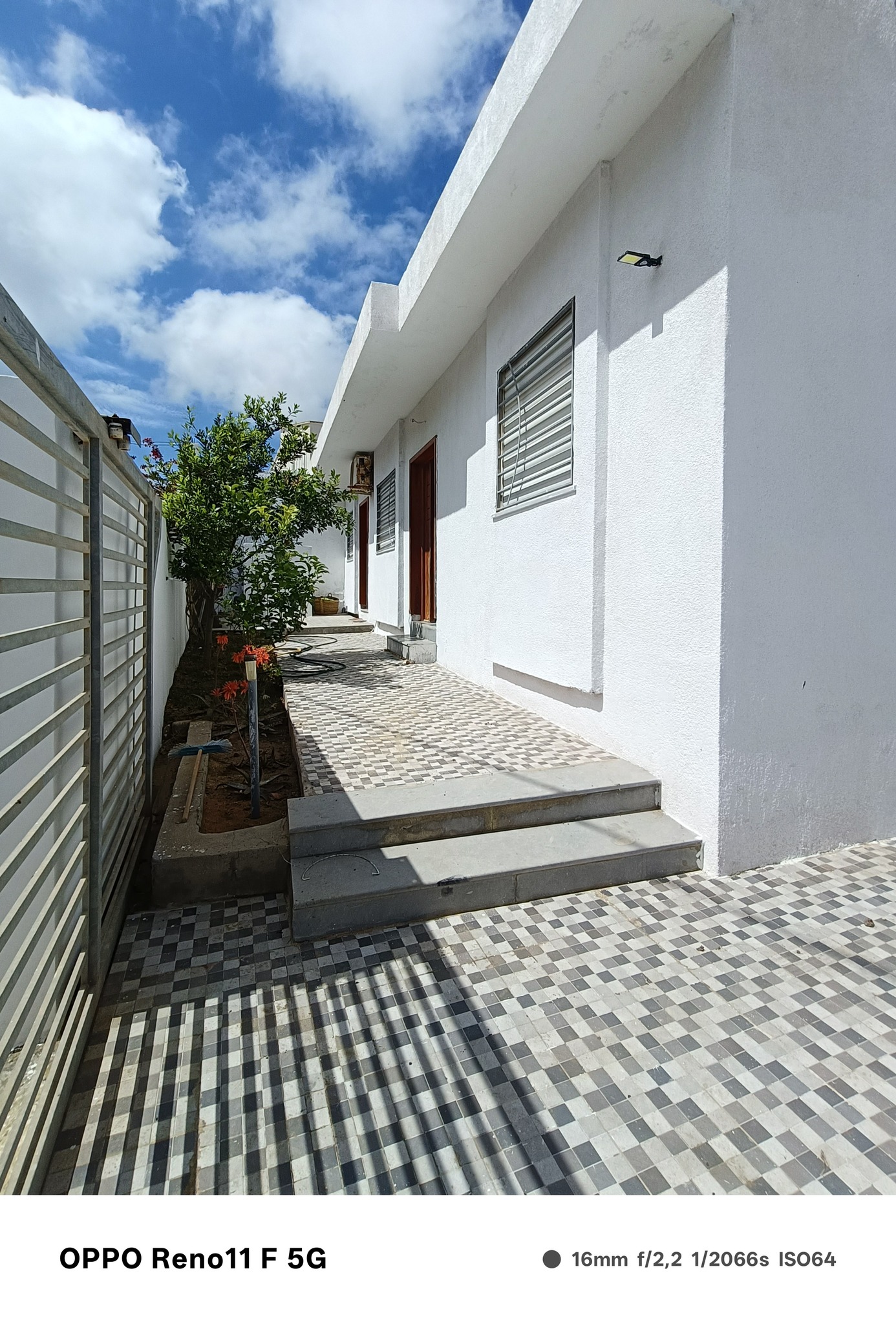 El Haouaria Cite Touristique Vente Appart. 3 pices Une maison indpendante plage elhaouaria