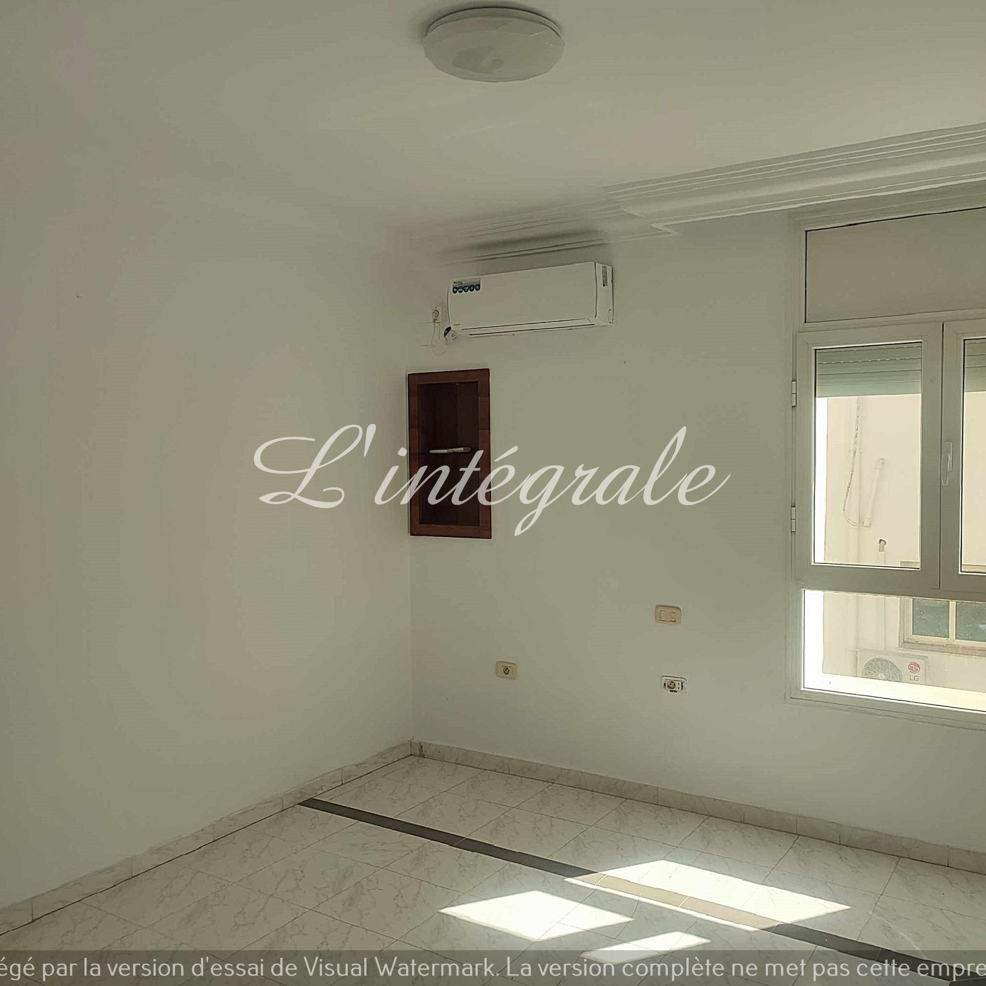Ariana Ville Cite Ennasr 2 Bureaux & Commerces Bureau Bureau de 6 pices