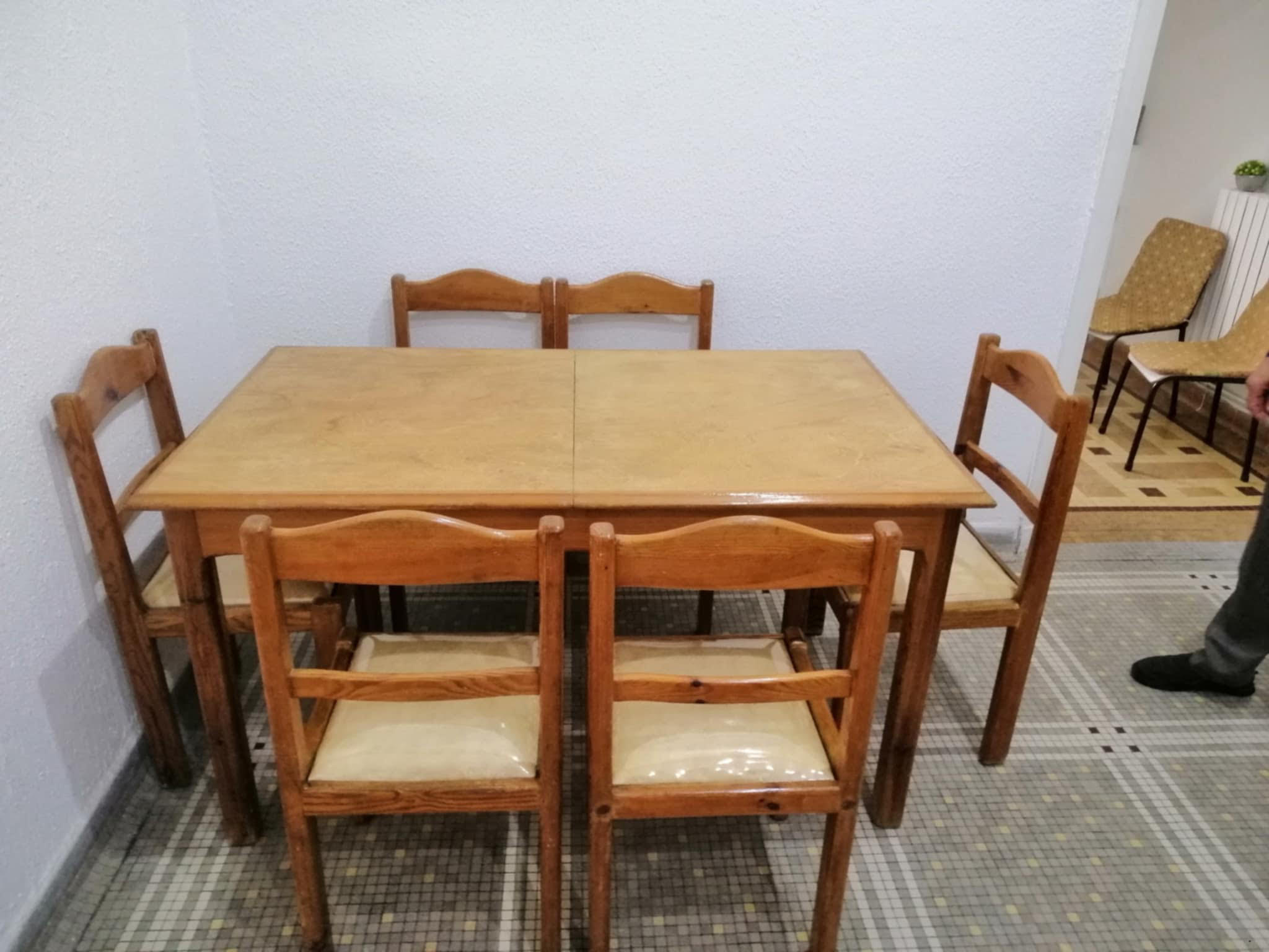 Bab Bhar Bab Bhar Salon - Salle  manger  Salle  manger Table en bois extensible avec 6 chaises