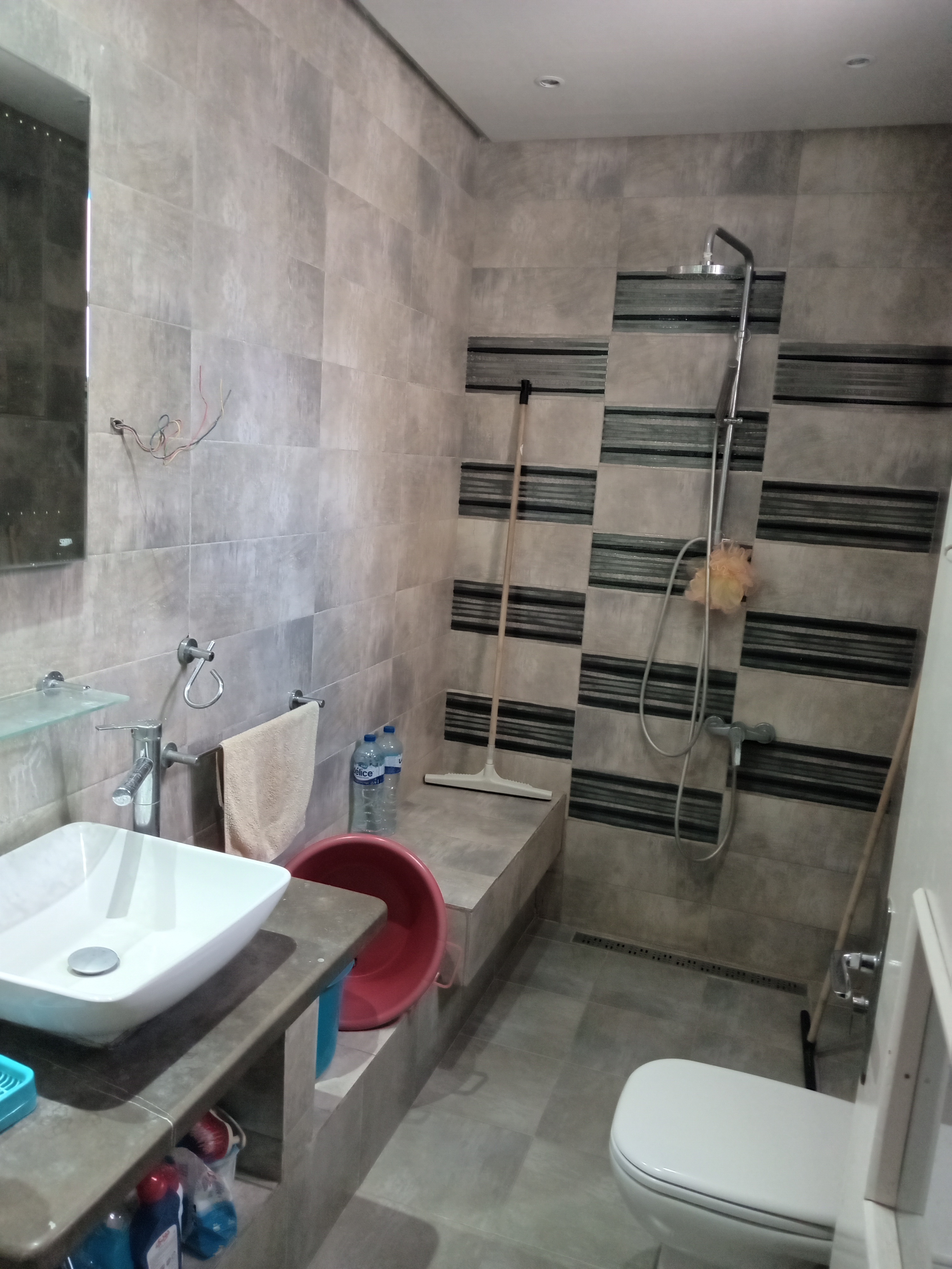 Cite El Khadra Cite El Khadra Partage Appart. 3 pices Partage un appartement avec filles