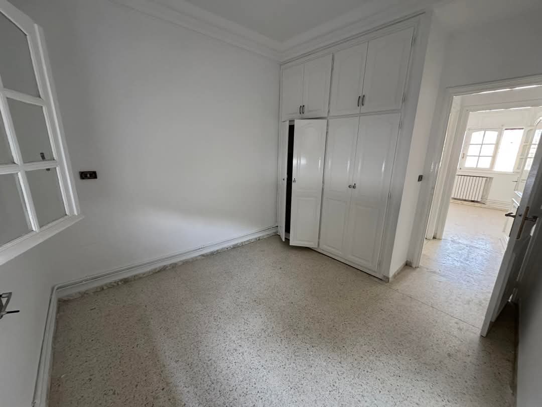 Ariana Ville Cite Ennasr 1 Location Appart. 3 pices Rdc s2 de villa 950d ennasr 1