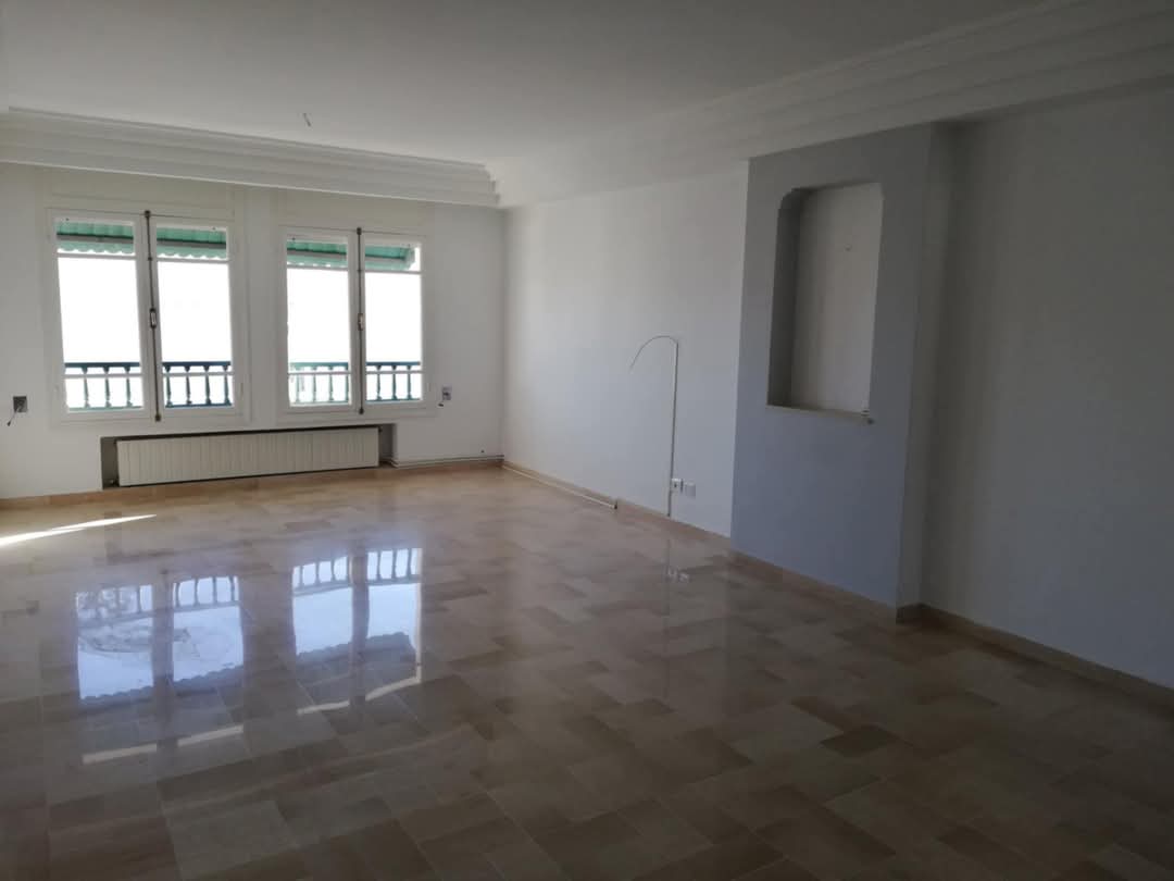 Ariana Ville Cite Ennasr 1 Location Appart. 5 pices+ S4 1300d ennasr 1