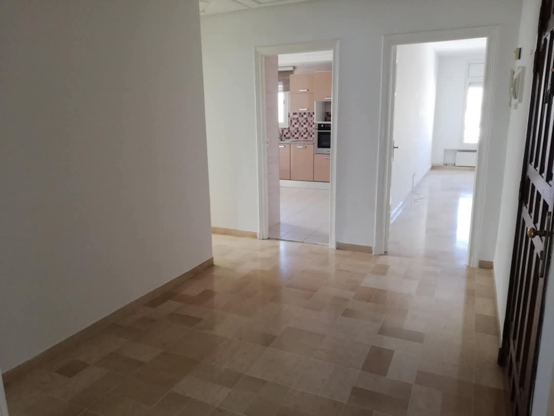 Ariana Ville Cite Ennasr 1 Location Appart. 5 pices+ S4 1300d ennasr 1