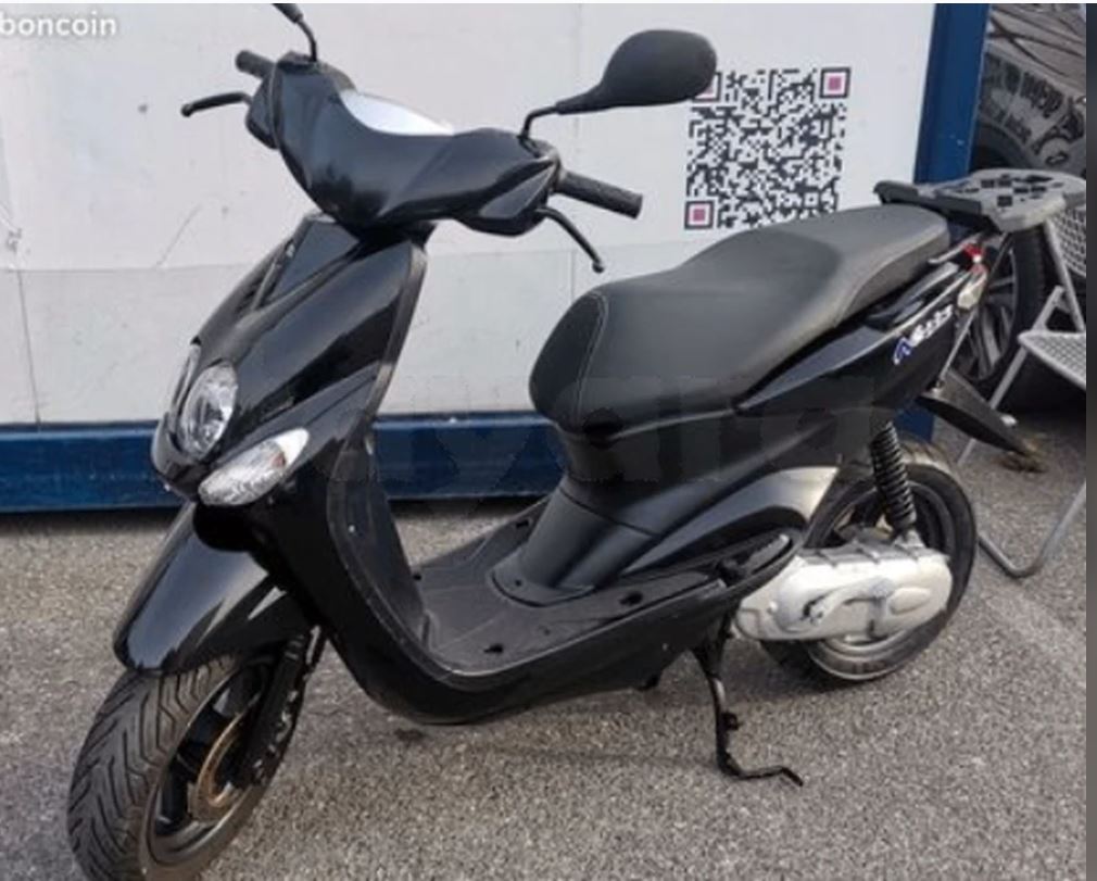 La Medina El Medina Yamaha Yamaha Ovetto yamnaha en bon tat