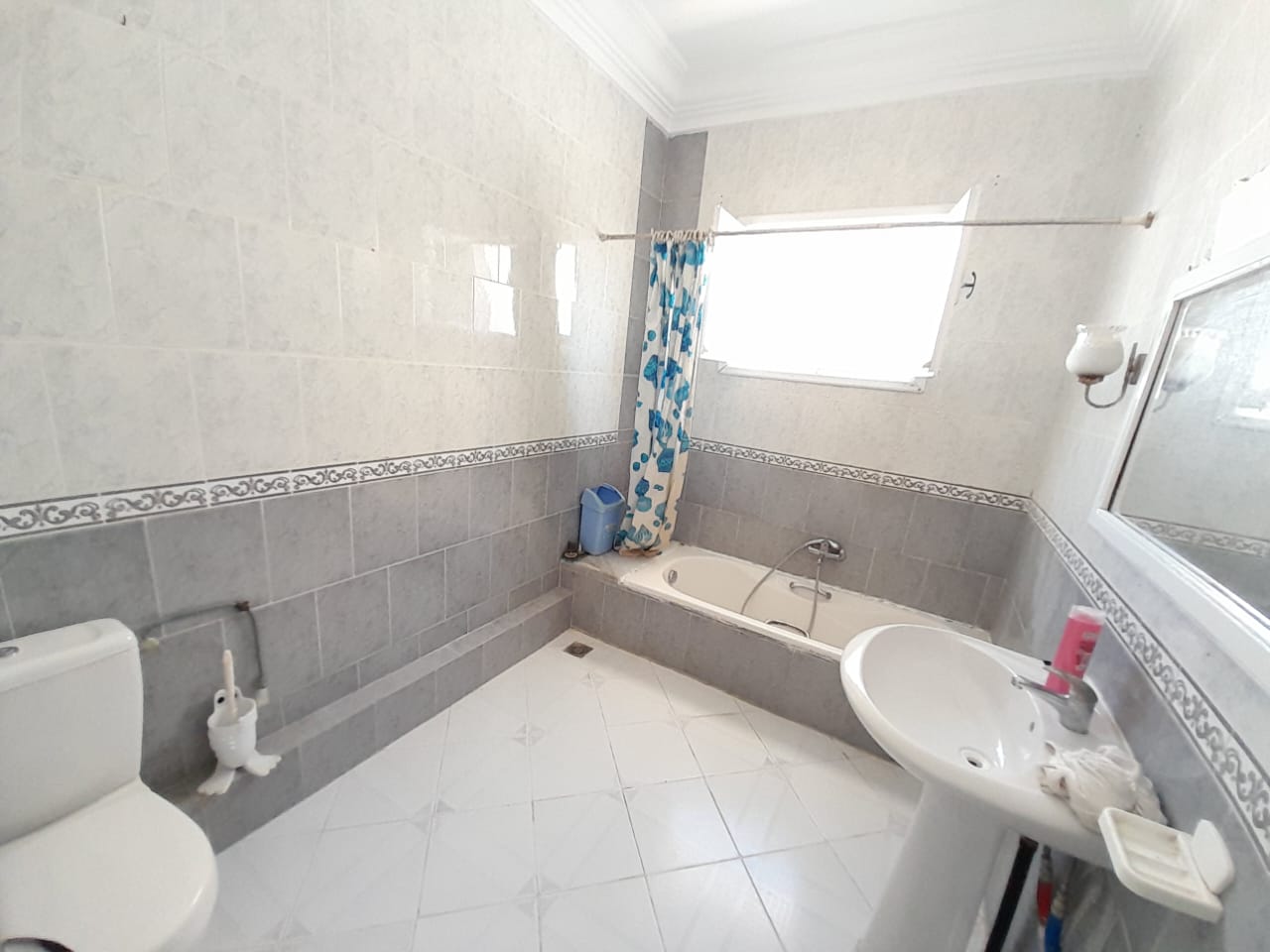 Bou Mhel El Bassatine Bou Mhel Location Appart. 4 pices tage de villa s4 a boumhel cote carrefour