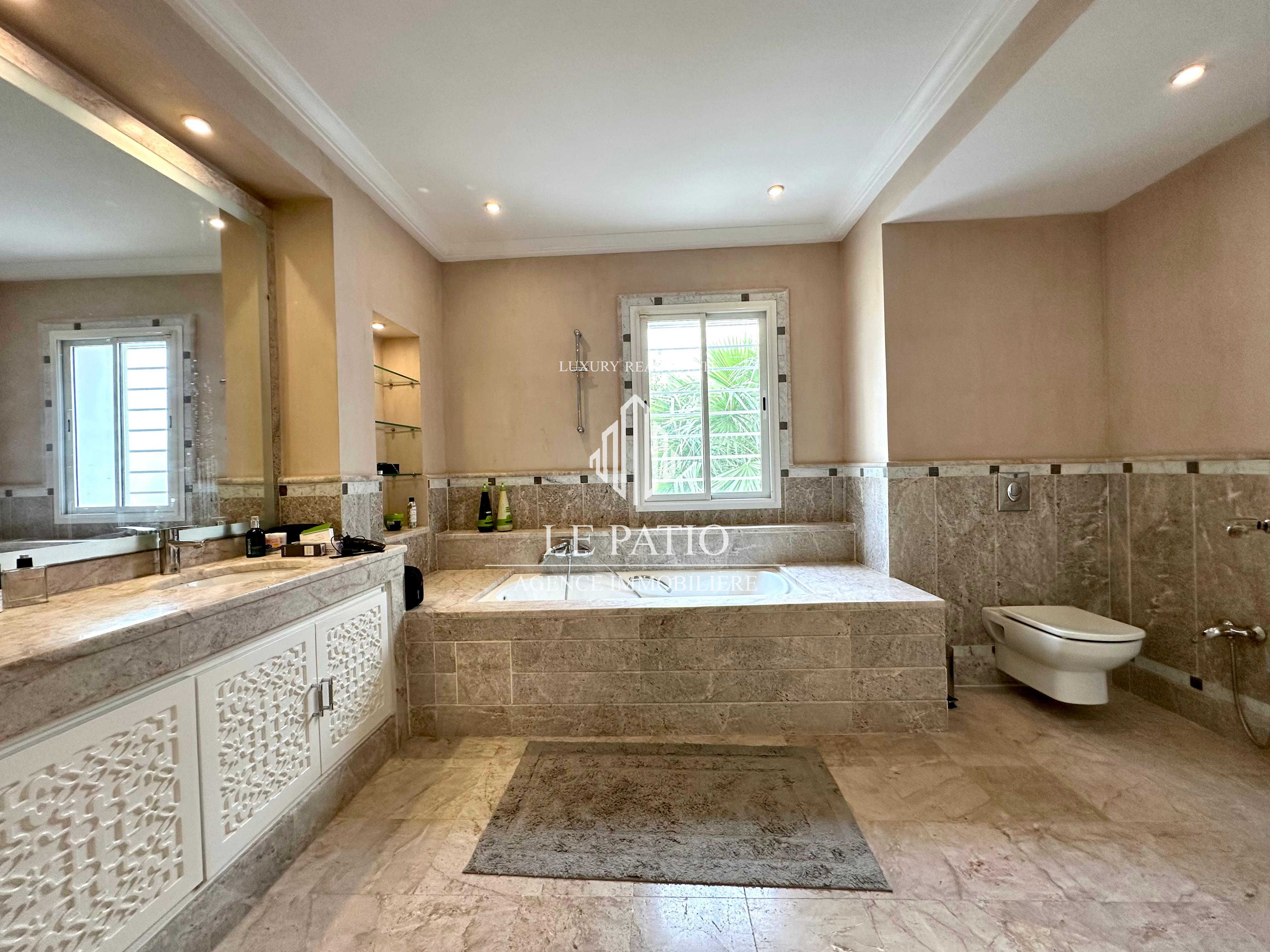 La Marsa Marsa Ennassim Location Maisons Villa s3 avec jardin et piscine  la marsa
