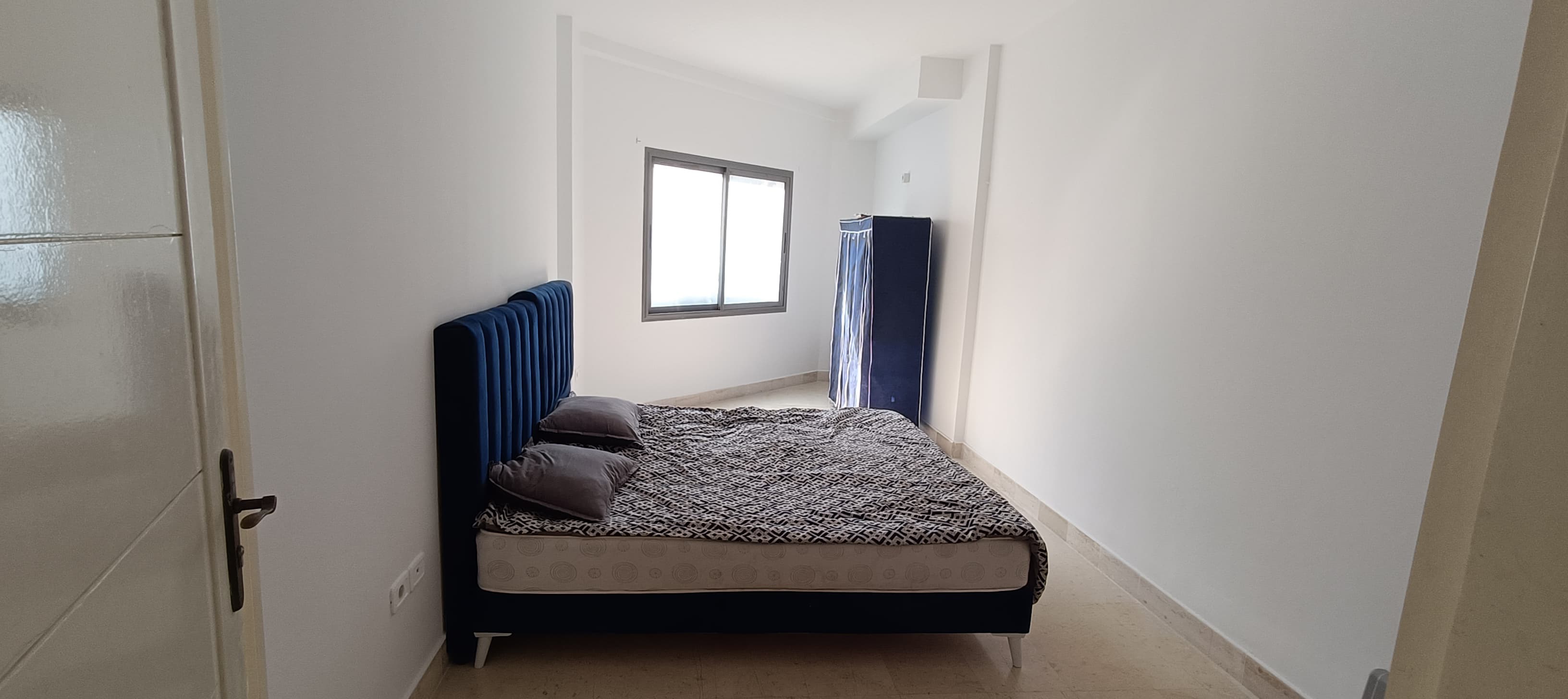 El Menzah El Manar 1 Location Appart. 2 pices Appartement semi meubl manar 1