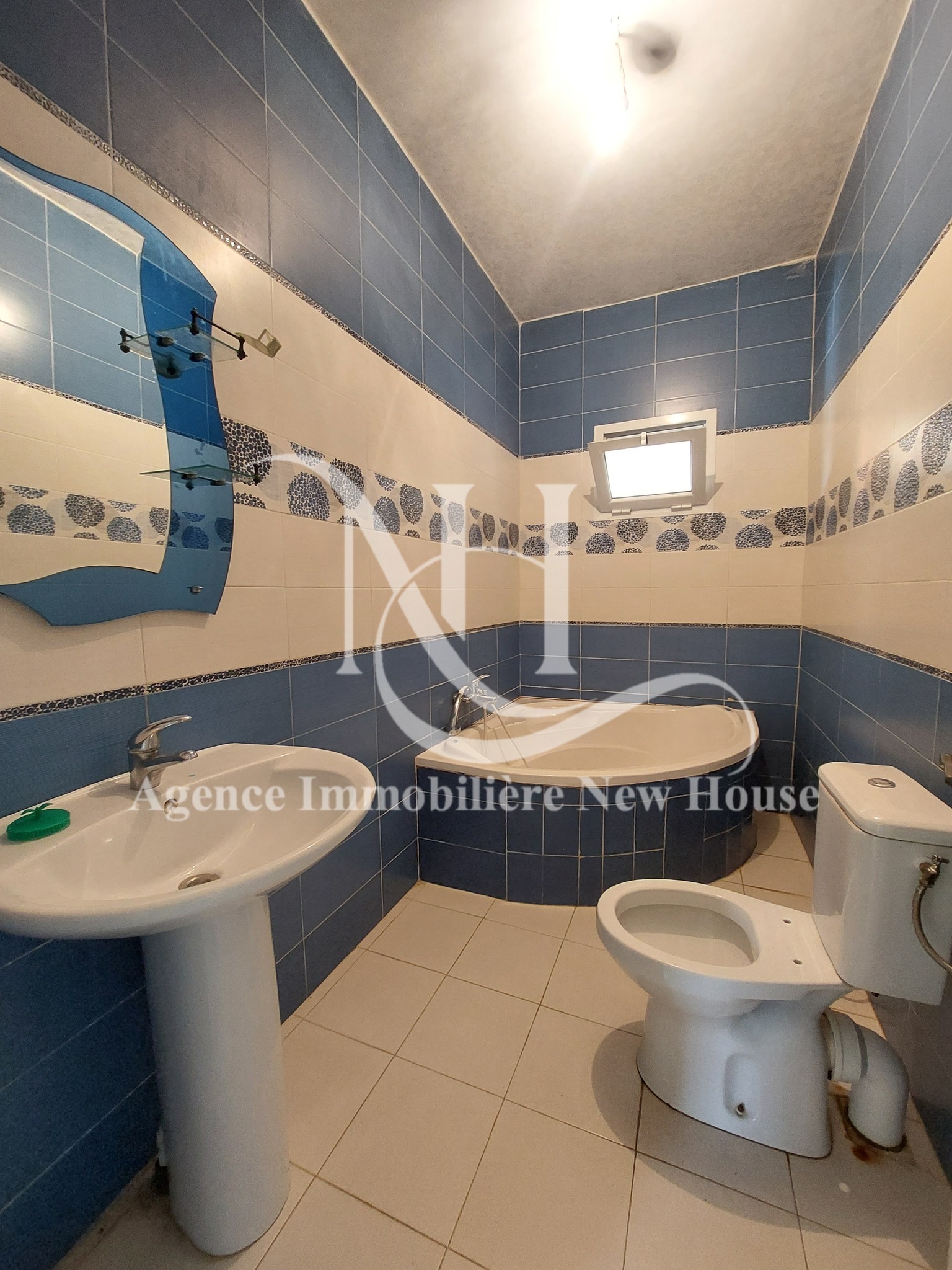 Bizerte Nord Bizerte Location Appart. 3 pices Un tage de villa alv 295