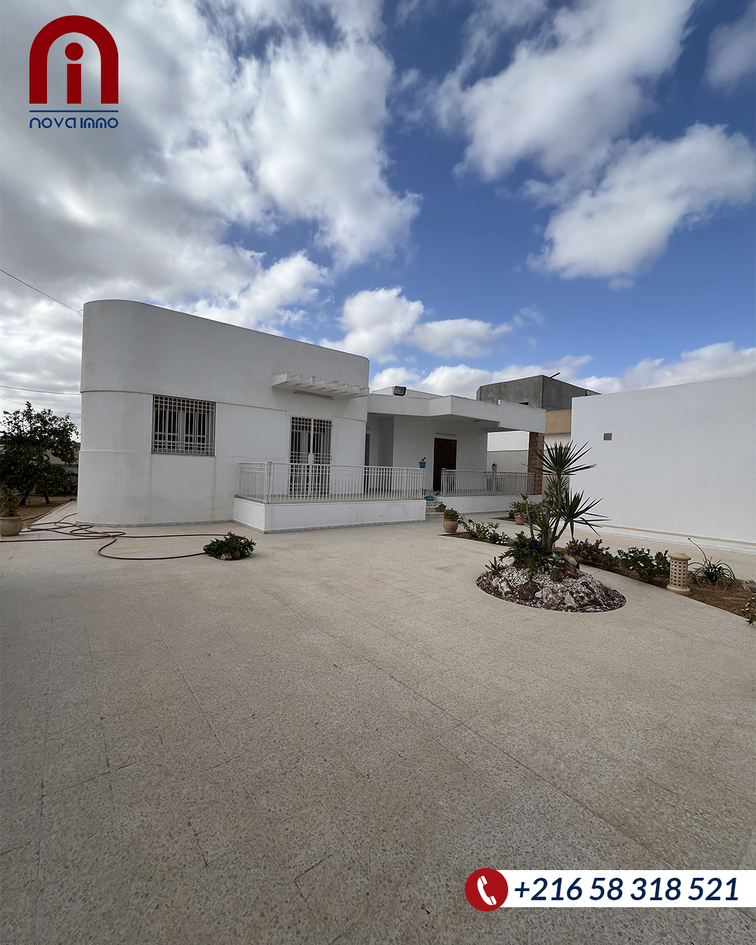 Sfax Ville Sfax Bureaux & Commerces Surfaces Villa usage commercial