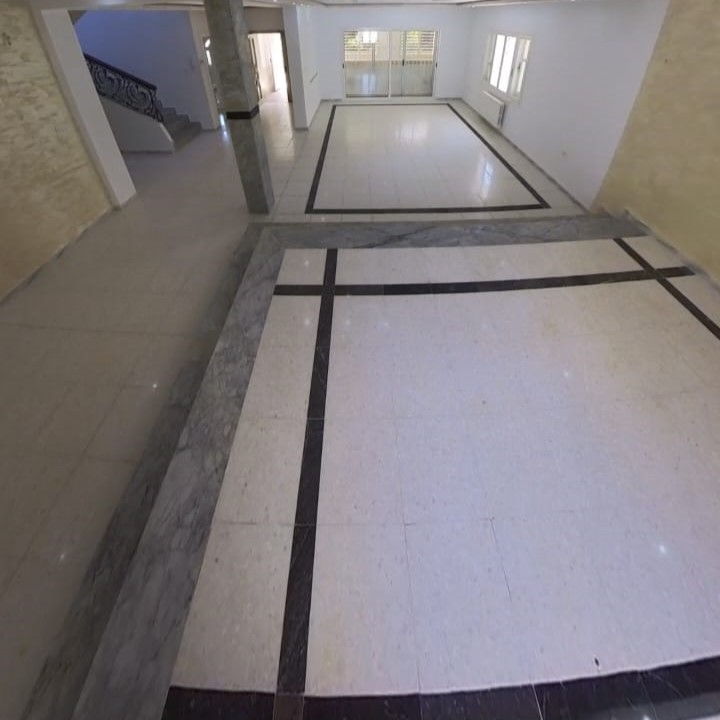 La Marsa Cite El Moez Location Appart. 4 pices S5 avec studio spar