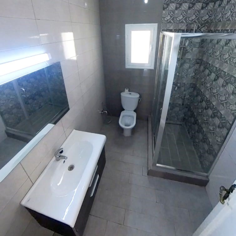 La Marsa Cite El Moez Location Appart. 4 pices S5 avec studio spar