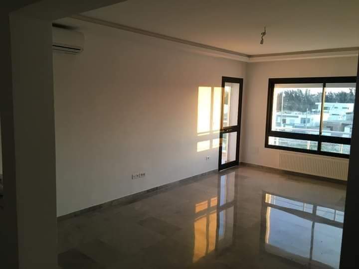 La Marsa Cite Essalama Location Appart. 2 pices Agrable s2 sur la route du relais