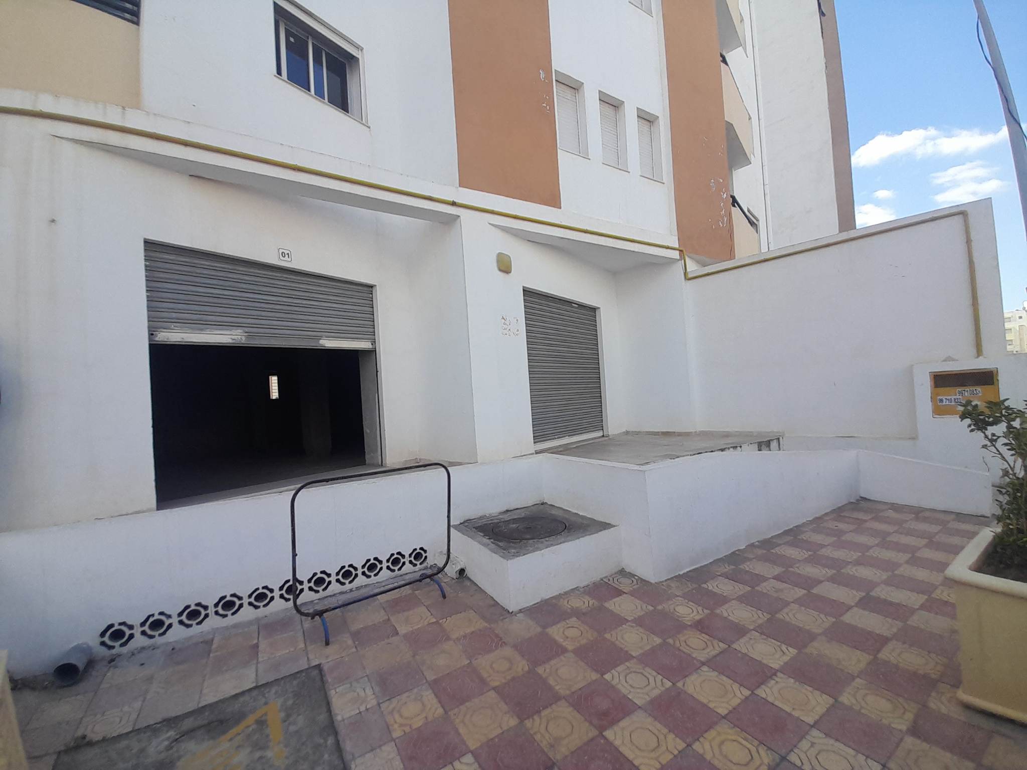 Nouvelle Medina Nouvelle Medina Vente Surfaces Locaux commerciaux au rdc de la res zeineb