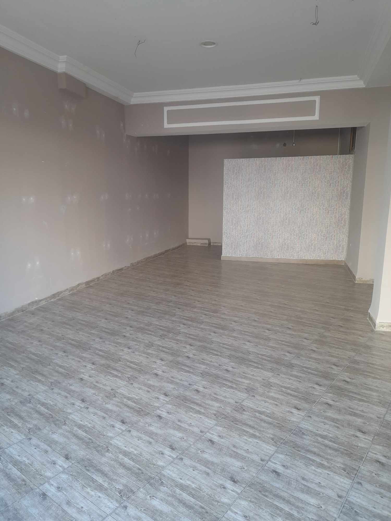 Nouvelle Medina Nouvelle Medina Bureaux & Commerces Surfaces Boutique au rdc d'une rsidence