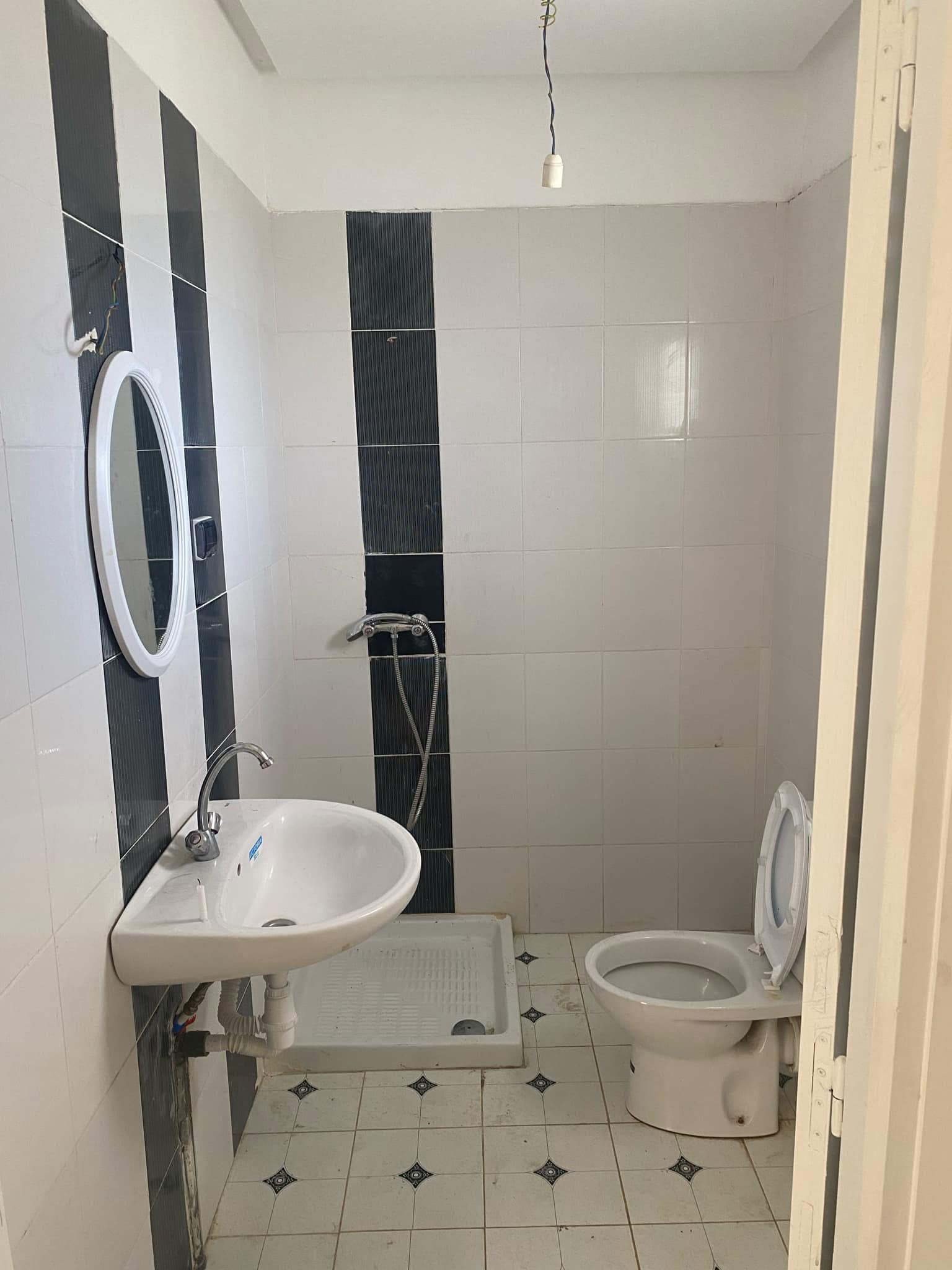 El Menzah El Manar 1 Location Appart. 1 pice Appartement a manar 1 coquette