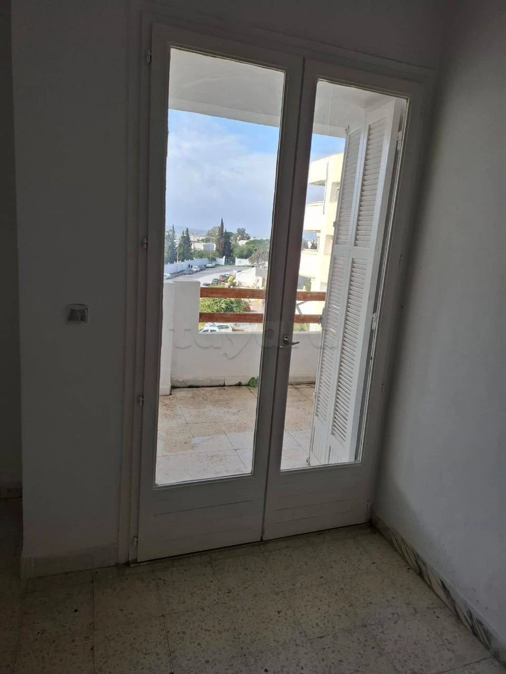 El Menzah El Manar 1 Location Appart. 4 pices S2 situ  manar 1