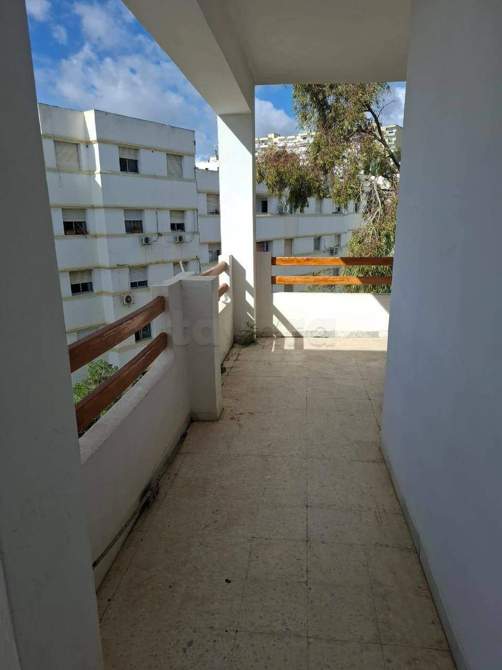 El Menzah El Manar 1 Location Appart. 4 pices S2 situ  manar 1