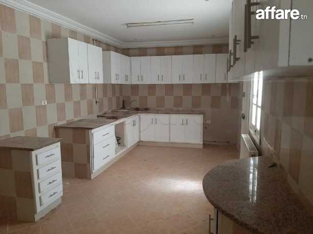 El Menzah El Manar 1 Location Maisons Villa s5 situ  manar 1