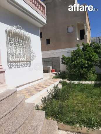 El Menzah El Manar 1 Location Maisons Villa s5 situ  manar 1