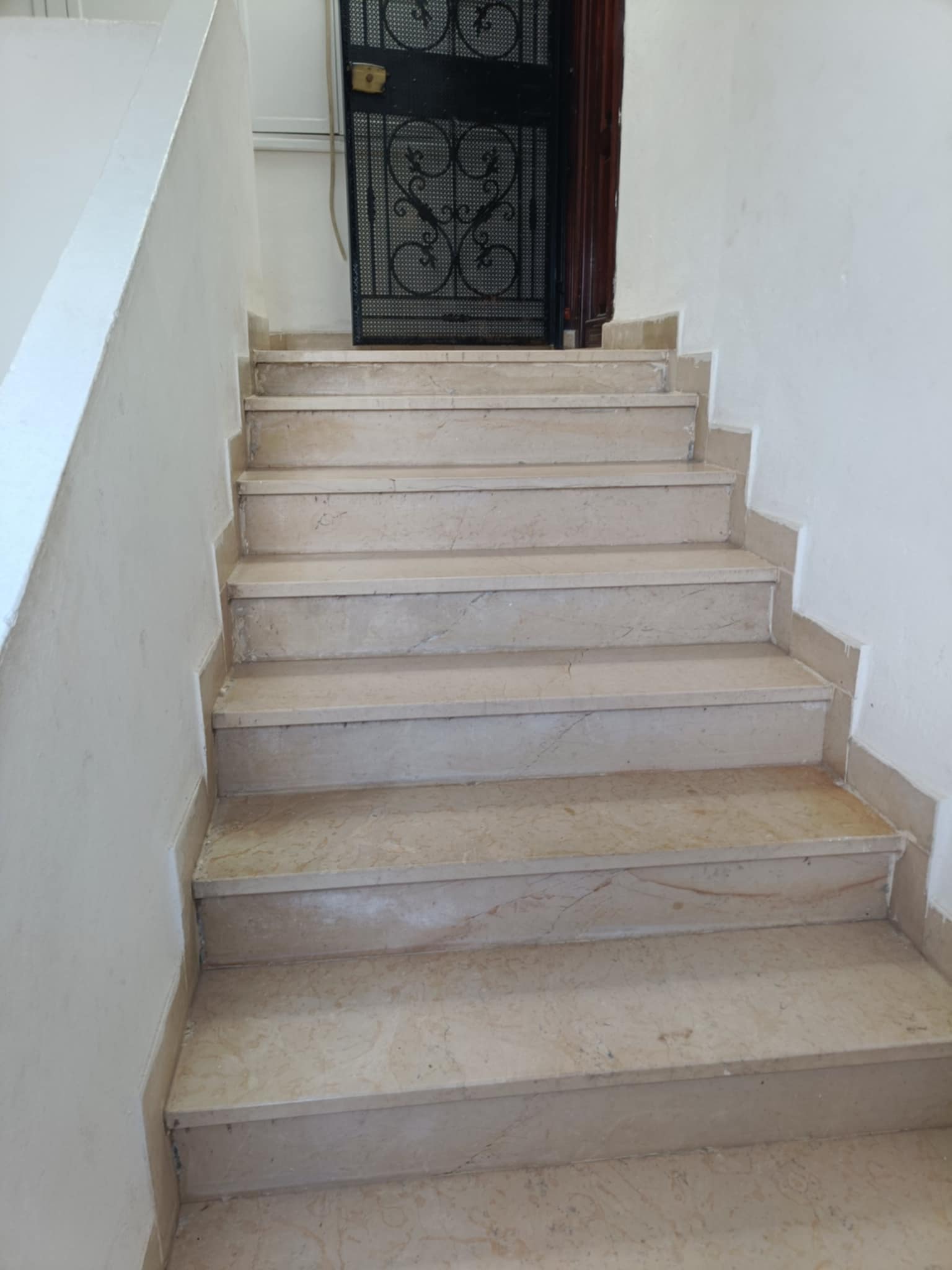El Mourouj El Mourouj Vente Appart. 3 pices Appartement mourouj 4