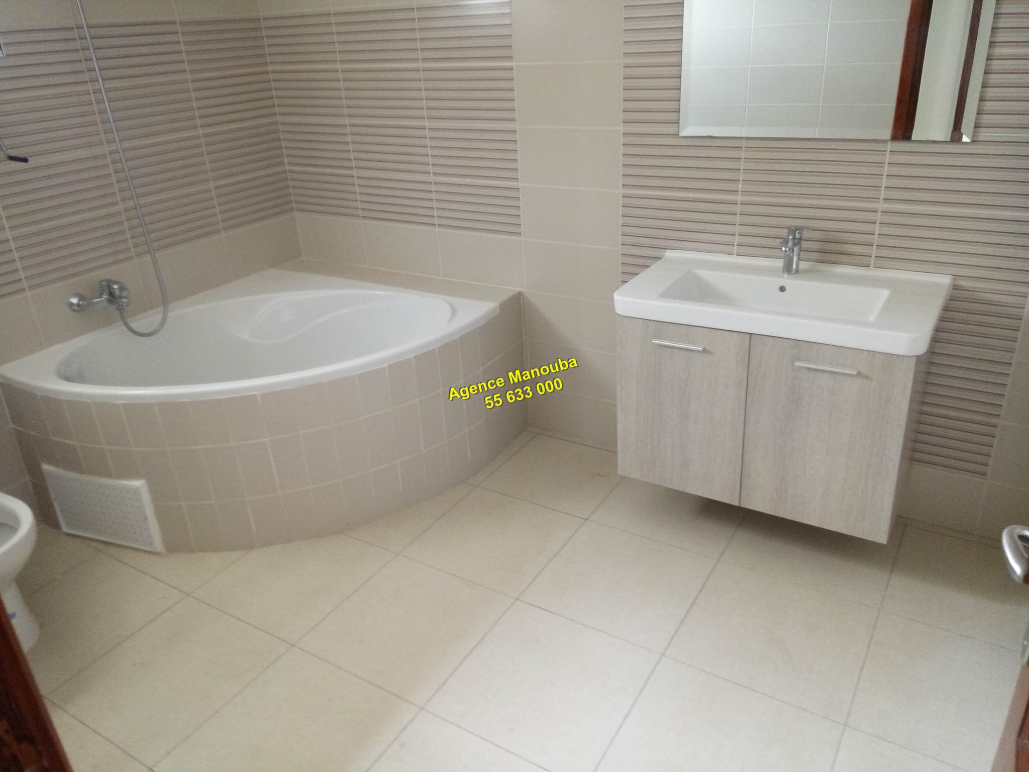 Mannouba La Mannouba Location Appart. 3 pices Al tage de villa s3 au 1er ref5564