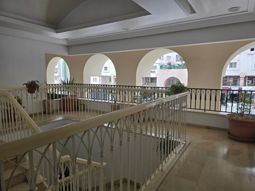 Ariana Ville Cite Ennasr 2 Location Appart. 5 pices+ Grand bureau ennasr 2