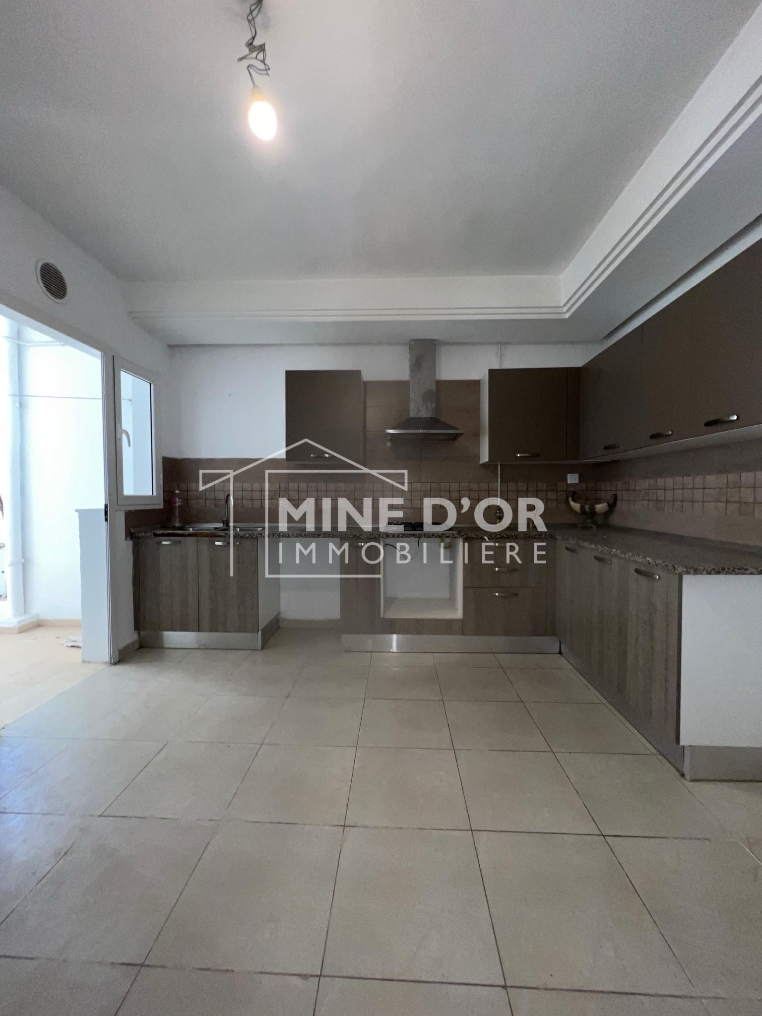 Ain Zaghouan Ain Zaghouan Location Appart. 3 pices Apprt s2 dans une rsidence cit essalema
