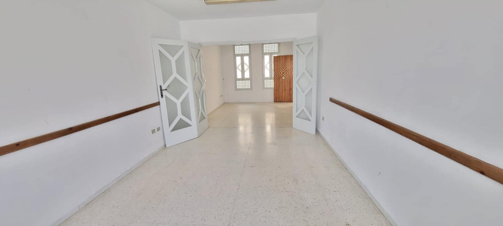 Sfax Ville Sfax Bureaux & Commerces Bureau Spacieux bureau h3