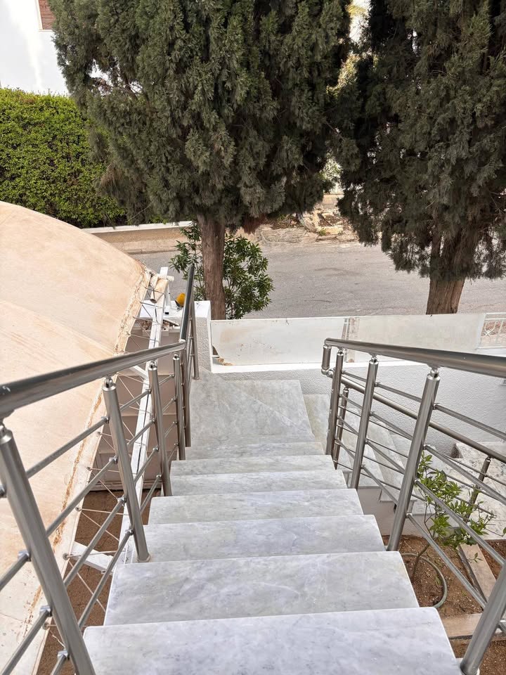 El Menzah El Menzah 9 Location Maisons Etage de villa tout neuf  menzah 9 b