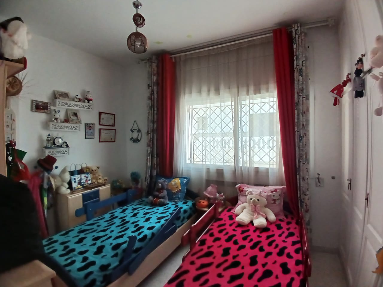 El Menzah El Manar 1 Location Appart. 4 pices Un tage de villa  manar 1