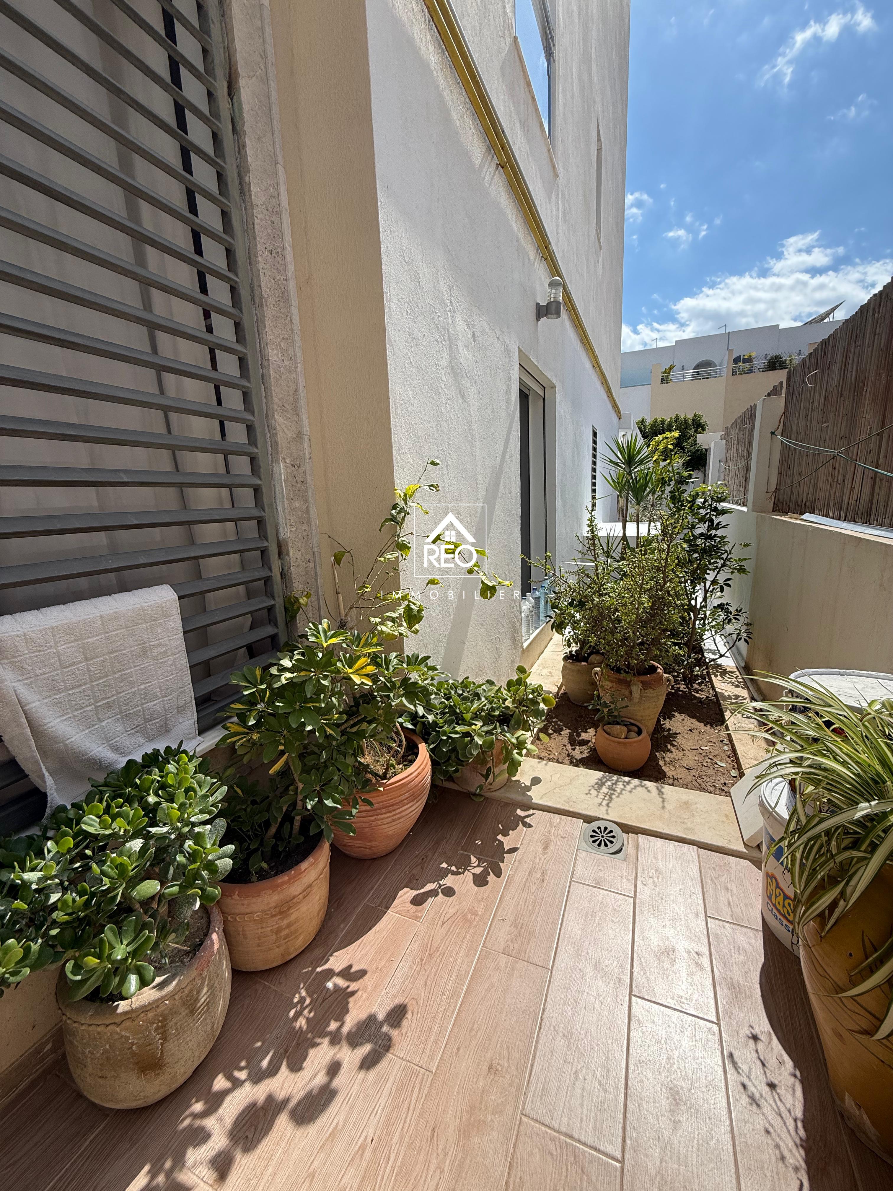 La Marsa Gammart Vente Appart. 3 pices Un appartement s3  gammarth suprieur