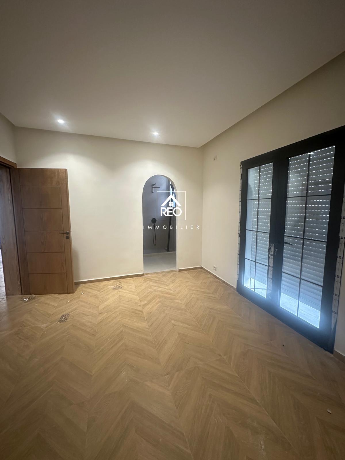 Mannouba La Mannouba Vente Maisons Une superbe villa avec piscine  la manouba