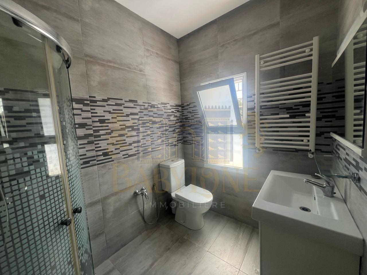 Ain Zaghouan Jardins de Carthage Location Duplex Un triplex en s3 aux jardins de carthage