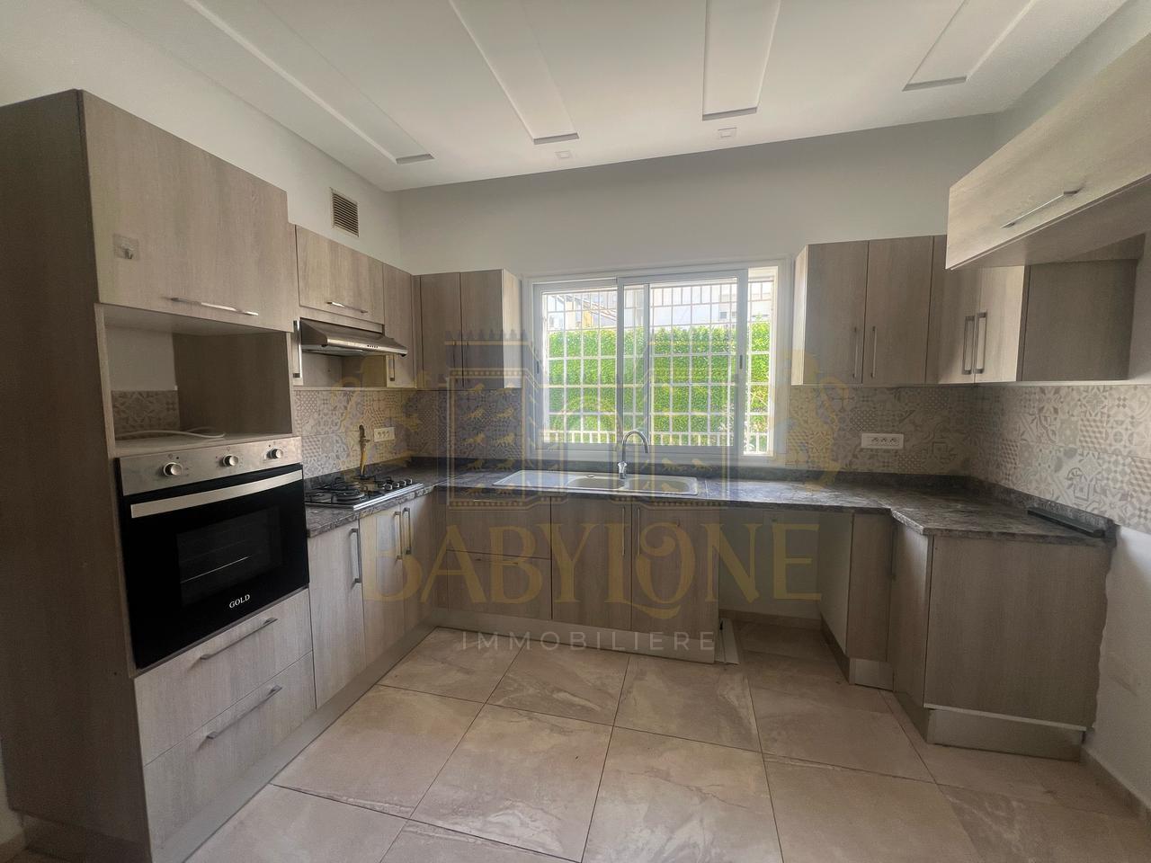 Ain Zaghouan Jardins de Carthage Location Duplex Un triplex en s3 aux jardins de carthage