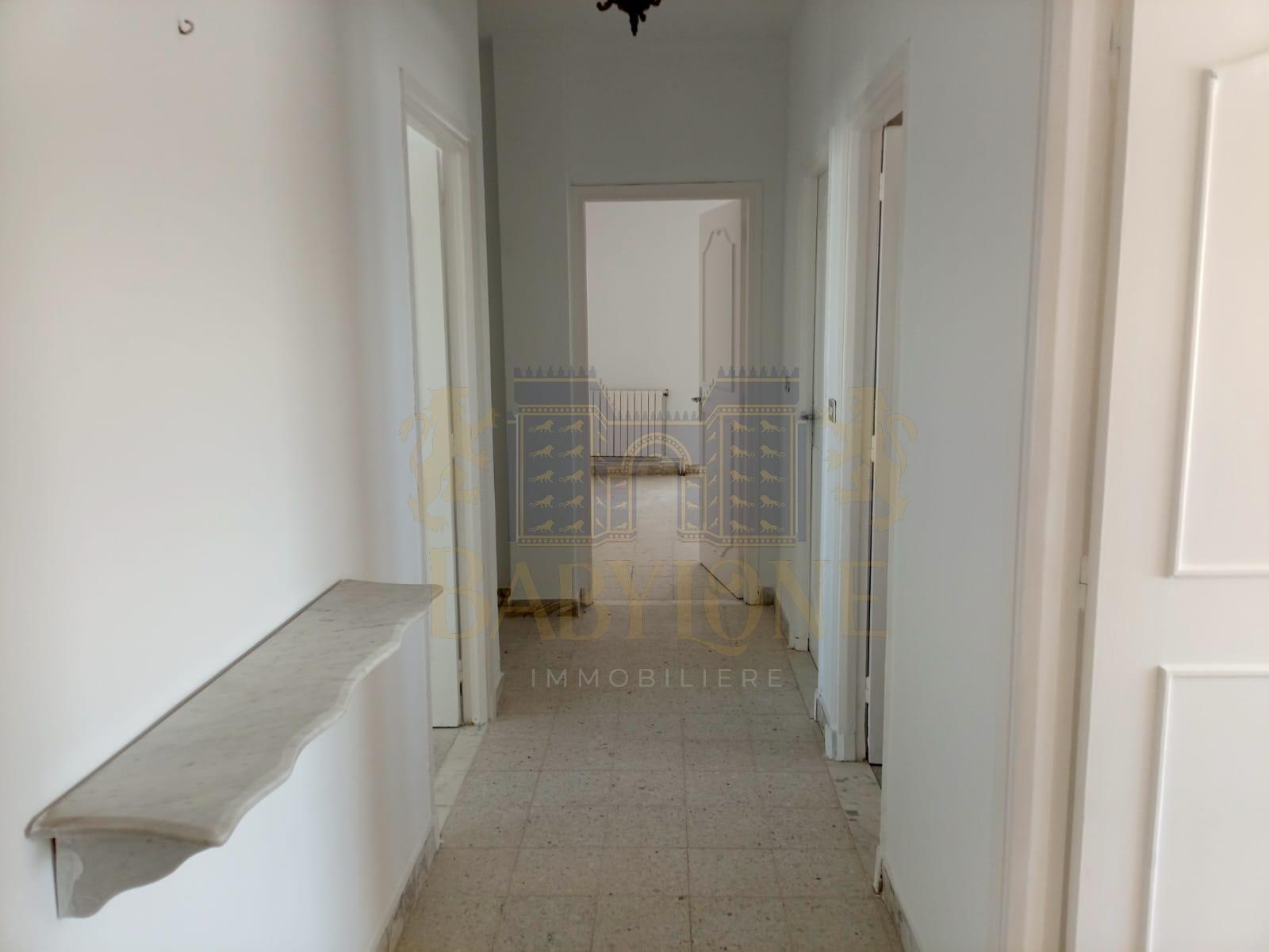 La Marsa Marsa Safsaf Location Appart. 4 pices S3  la marsa plage