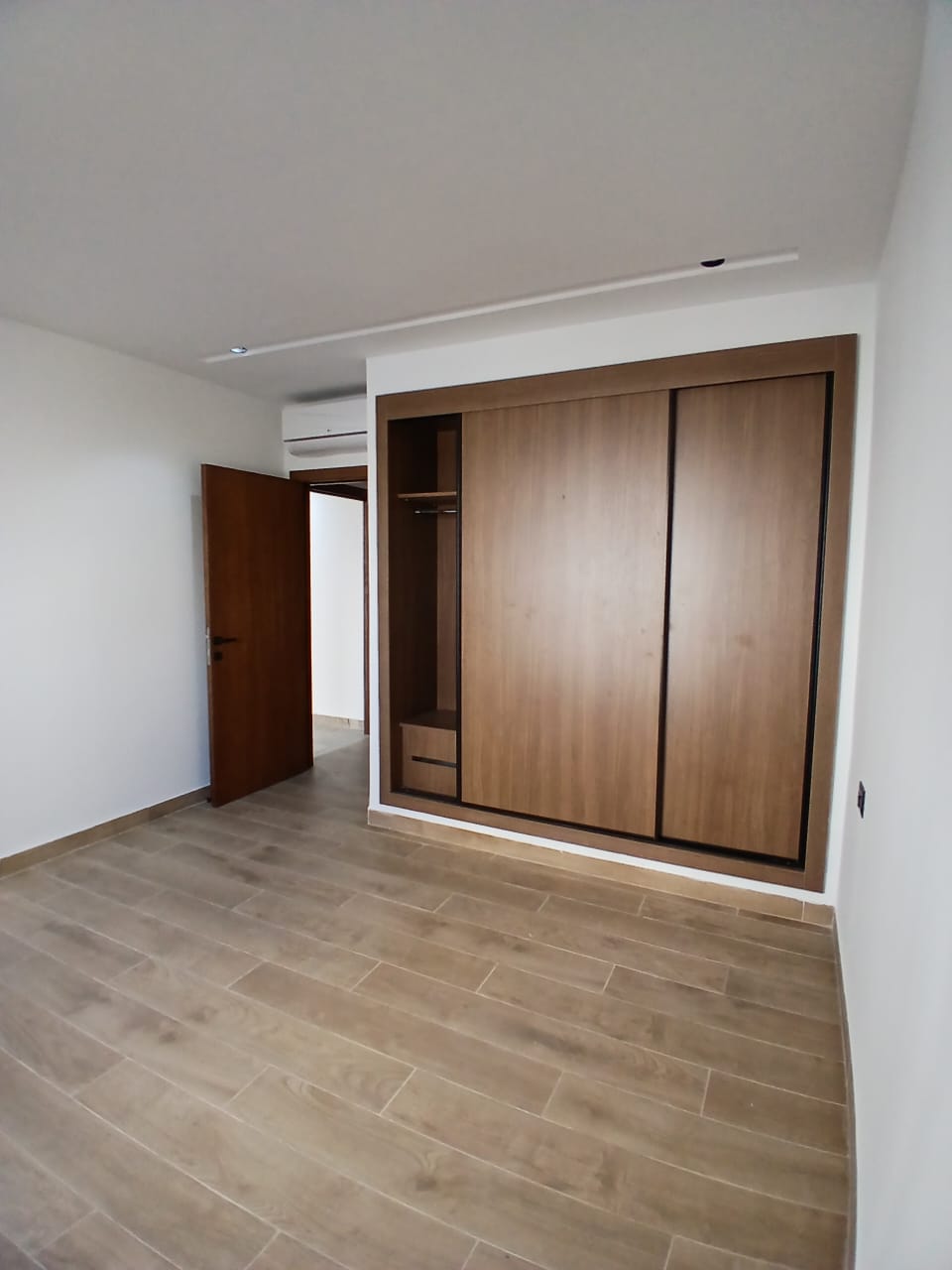 Ain Zaghouan Ain Zaghouan Vente Appart. 2 pices S2 v  ain zaghouan nord