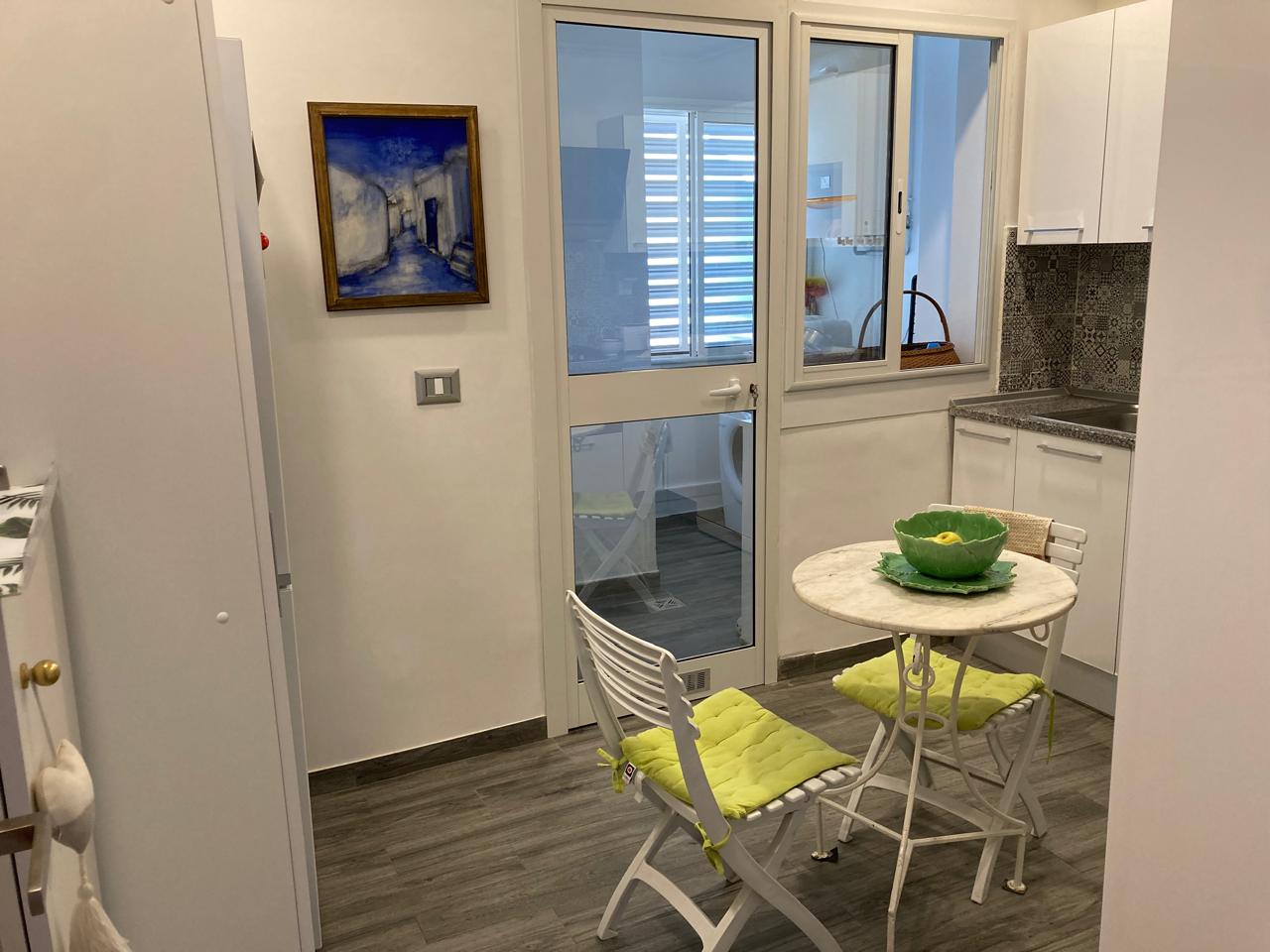 La Soukra La Soukra Vente Appart. 4 pices S3 hst  la soukra