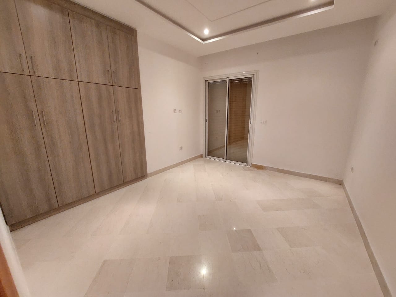 Ain Zaghouan Ain Zaghouan Location Appart. 3 pices S2 1er tage  ain zaghouan nord