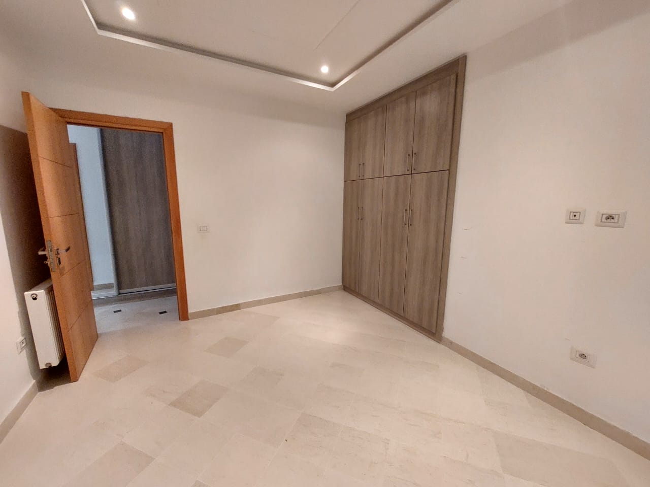 Ain Zaghouan Ain Zaghouan Location Appart. 3 pices S2 1er tage  ain zaghouan nord