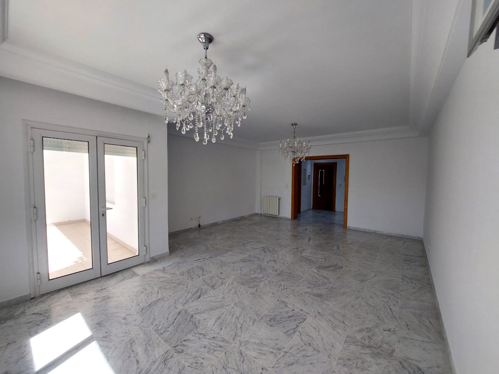 La Marsa Cite El Hana Location Appart. 4 pices S3 spacieux  la marsa